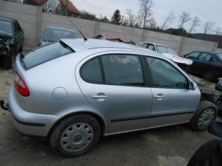 bontott SEAT LEON Bal hátsó Rugó