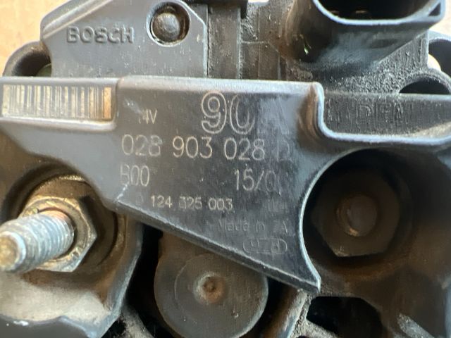 bontott SEAT LEON Generátor