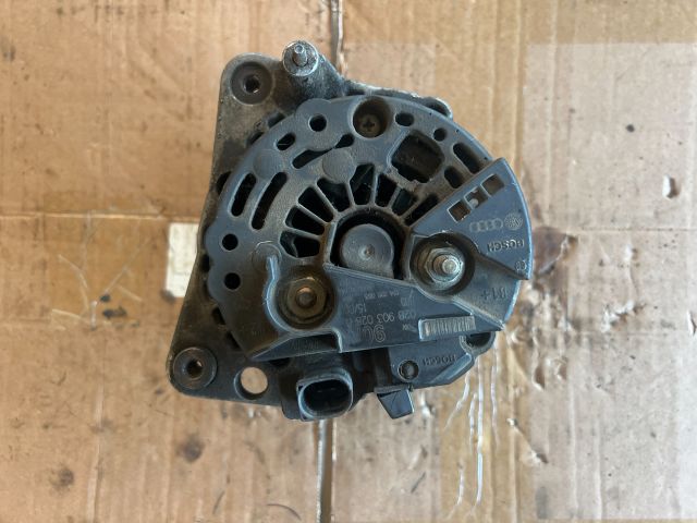 bontott SEAT LEON Generátor