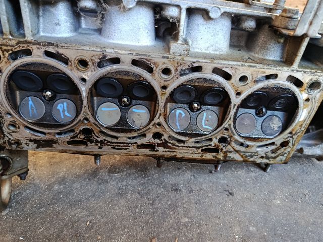 bontott SEAT LEON Hengerfej