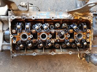 bontott SEAT LEON Hengerfej