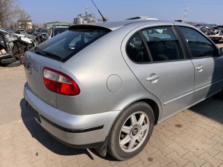 bontott SEAT LEON Jobb első Gólyaláb (Lengécsillapító, Rugó)