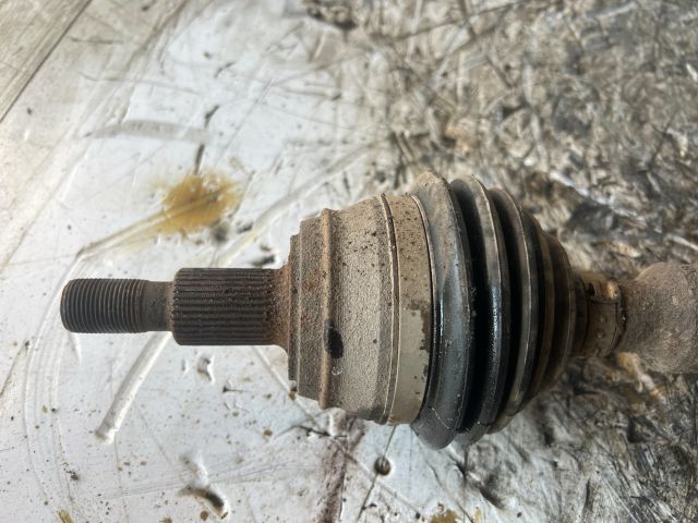 bontott SEAT LEON Jobb Féltengely