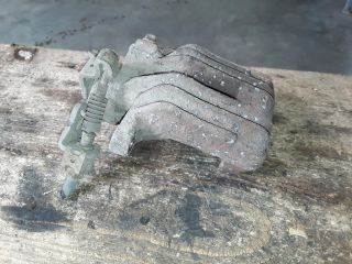 bontott SEAT LEON Jobb hátsó Féknyereg Munkahengerrel