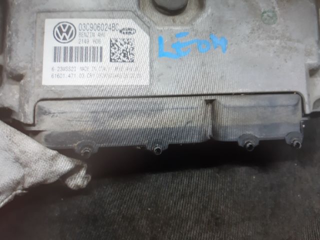 bontott SEAT LEON Motorvezérlő