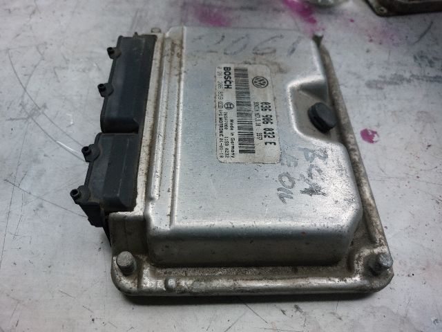 bontott SEAT LEON Motorvezérlő