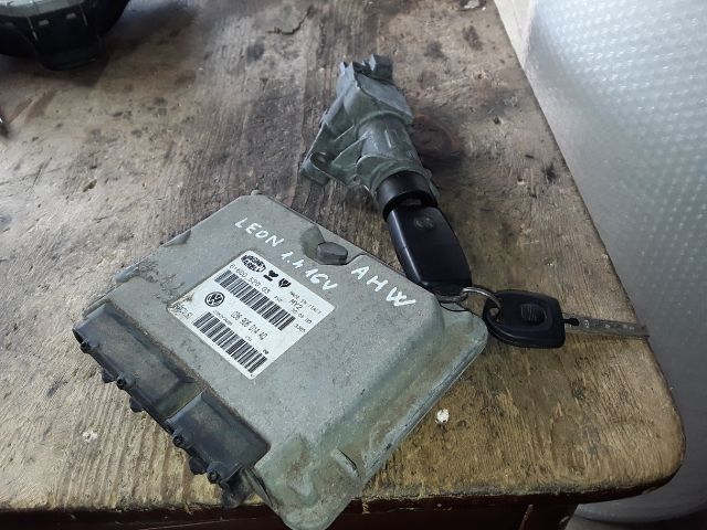 bontott SEAT LEON Motorvezérlő