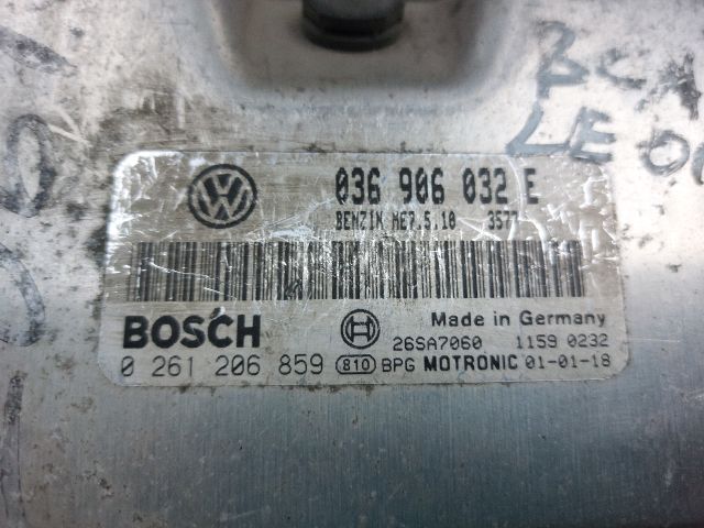 bontott SEAT LEON Motorvezérlő