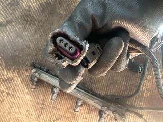 bontott SEAT LEON Porlasztó Sor / Híd