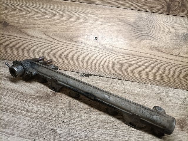 bontott SEAT LEON Porlasztó Sor / Híd