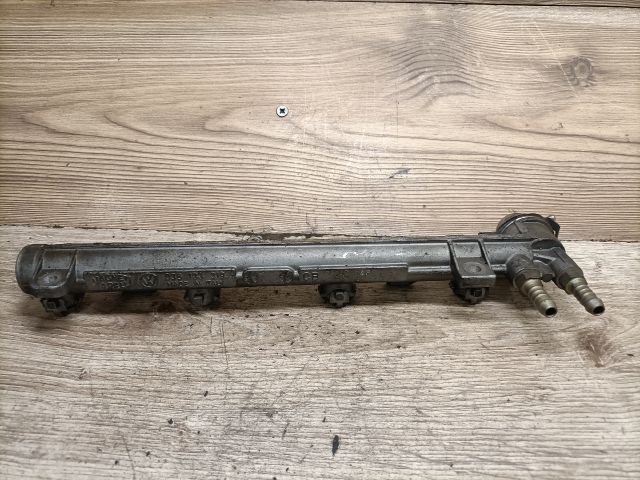 bontott SEAT LEON Porlasztó Sor / Híd