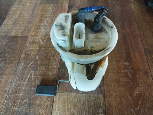 bontott SEAT LEON Üzemanyag Szivattyú