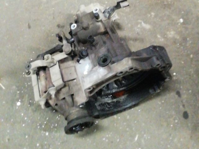 bontott SEAT LEON Váltó (Mechanikus)