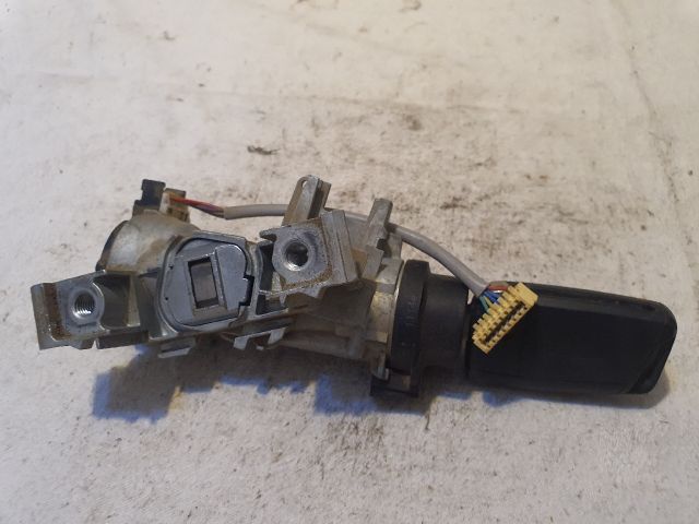 bontott SEAT LEON Gyújtáskapcsoló Házzal