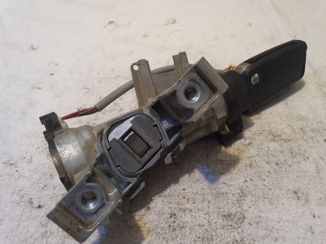 bontott SEAT LEON Gyújtáskapcsoló Házzal