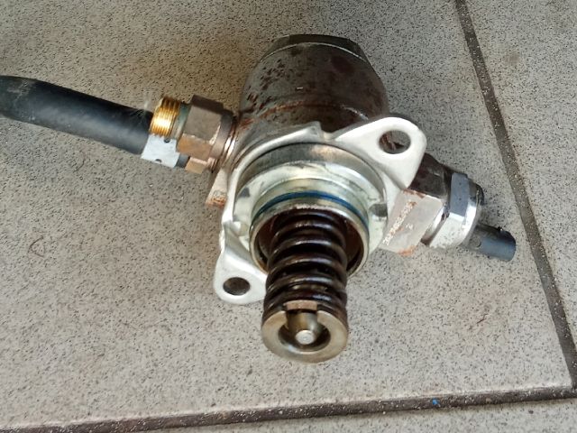 bontott SEAT LEON Nagynyomású Szivattyú