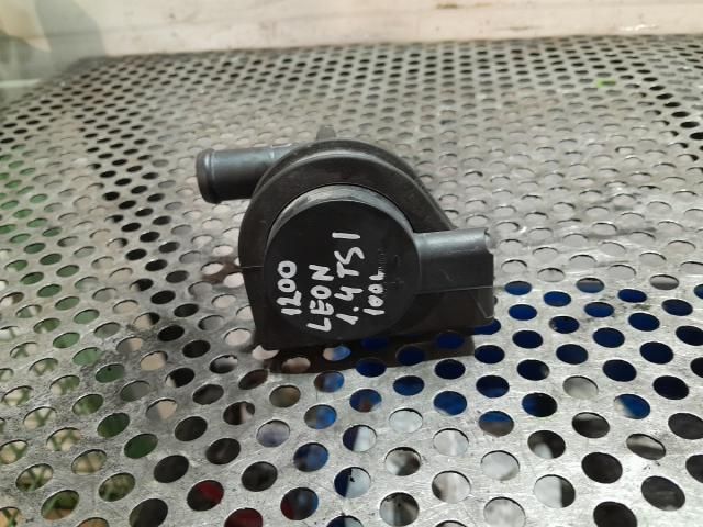 bontott SEAT LEON Vízpumpa