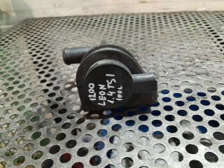 bontott SEAT LEON Vízpumpa