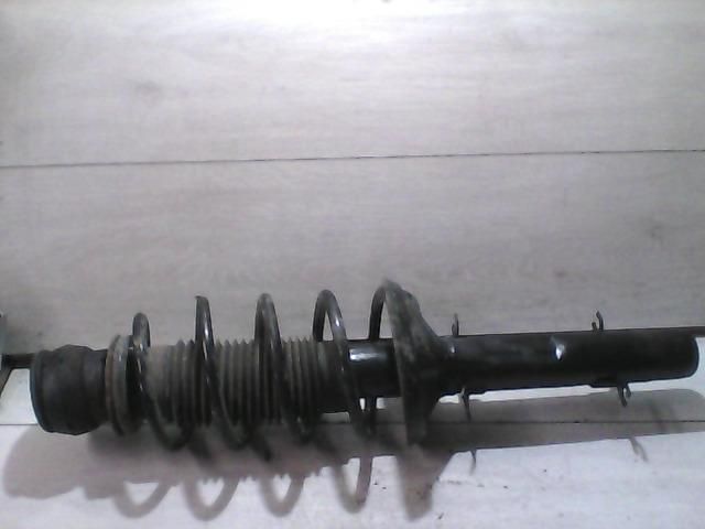 bontott SEAT LEON Bal első Gólyaláb (Lengécsillapító, Rugó)