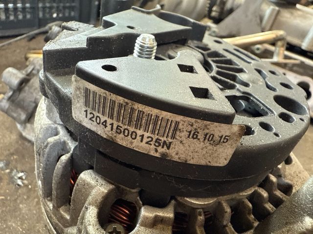 bontott SEAT LEON Generátor