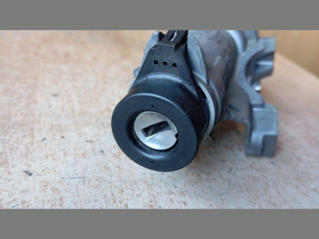 bontott SEAT LEON Gyújtáskapcsoló