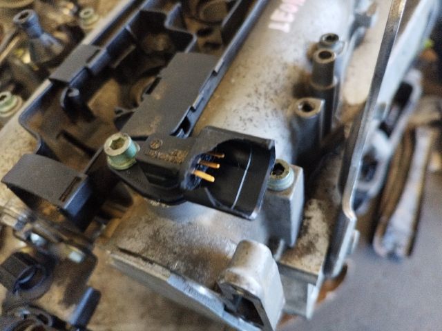 bontott SEAT LEON Hengerfej