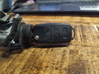 bontott SEAT LEON Gyújtáskapcsoló Házzal