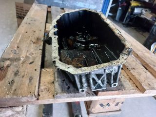 bontott SEAT LEON Olajteknő