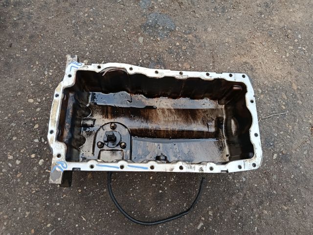 bontott SEAT LEON Olajteknő