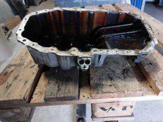 bontott SEAT LEON Olajteknő