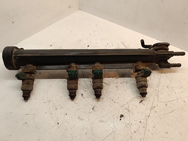 bontott SEAT LEON Porlasztó Sor / Híd