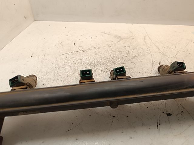 bontott SEAT LEON Porlasztó Sor / Híd