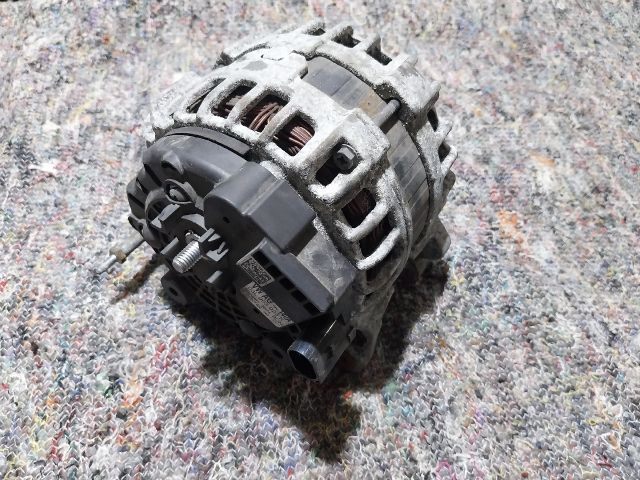 bontott SEAT LEON Generátor