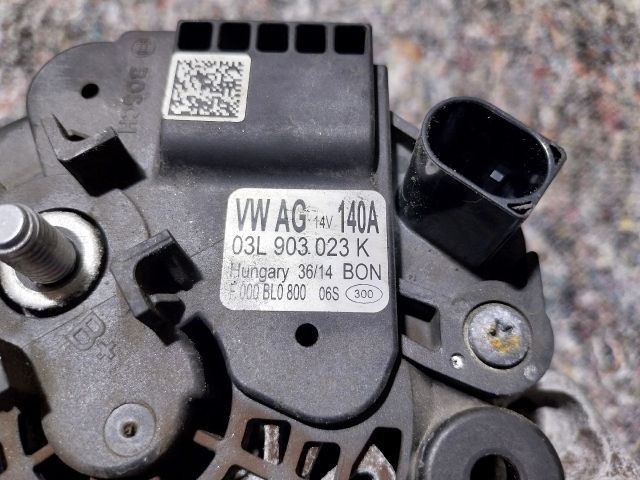 bontott SEAT LEON Generátor