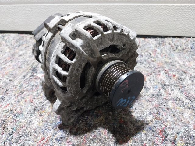 bontott SEAT LEON Generátor