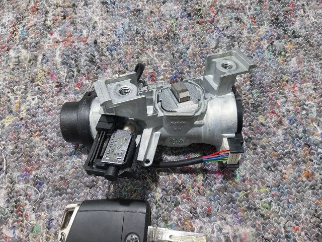 bontott SEAT LEON Gyújtáskapcsoló Házzal