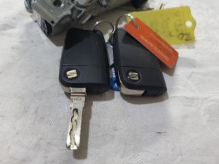 bontott SEAT LEON Gyújtáskapcsoló Házzal