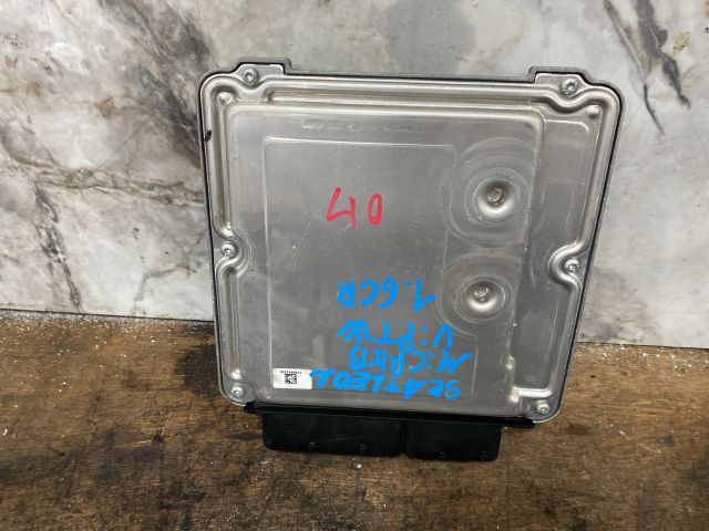 bontott SEAT LEON Motorvezérlő