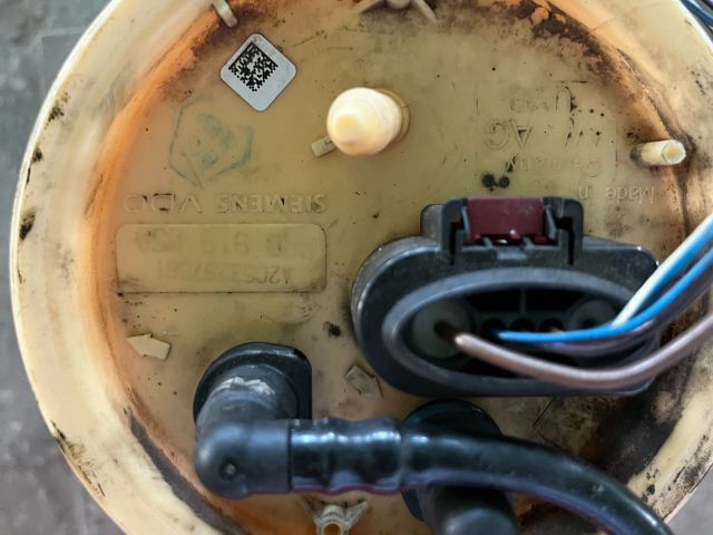 bontott SEAT LEON Üzemanyag Szivattyú