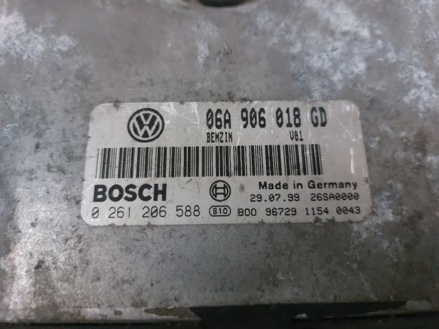 bontott SEAT LEON Motorvezérlő