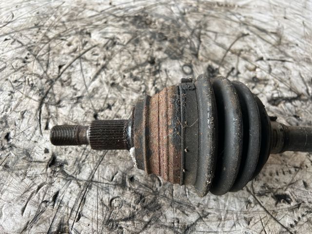 bontott SEAT LEON Bal Féltengely