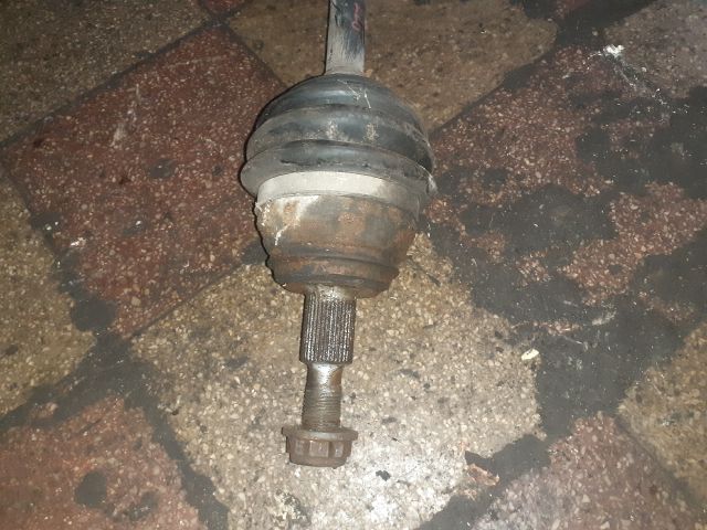 bontott SEAT LEON Bal Féltengely