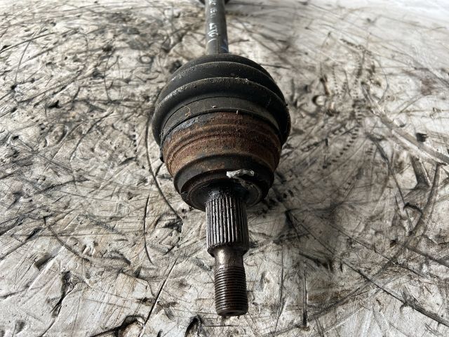 bontott SEAT LEON Bal Féltengely