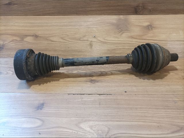 bontott SEAT LEON Bal Féltengely