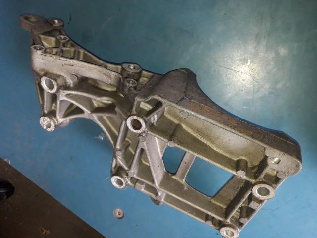 bontott SEAT LEON Generátor Tartó Bak