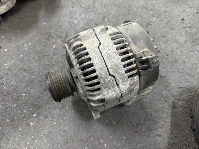 bontott SEAT LEON Generátor