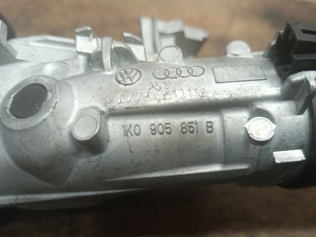 bontott SEAT LEON Gyújtáskapcsoló Házzal