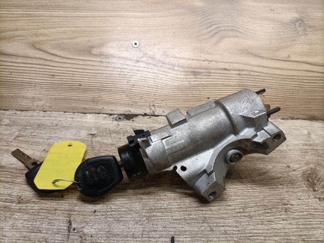 bontott SEAT LEON Gyújtáskapcsoló Házzal