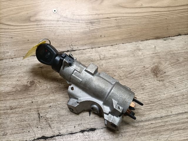 bontott SEAT LEON Gyújtáskapcsoló Házzal