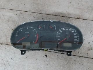 bontott SEAT LEON Kilométeróra